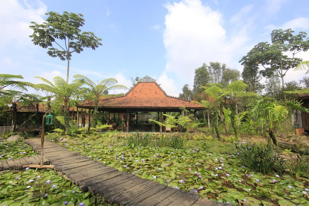Jadul Village Resort Лембанг Екстериор снимка