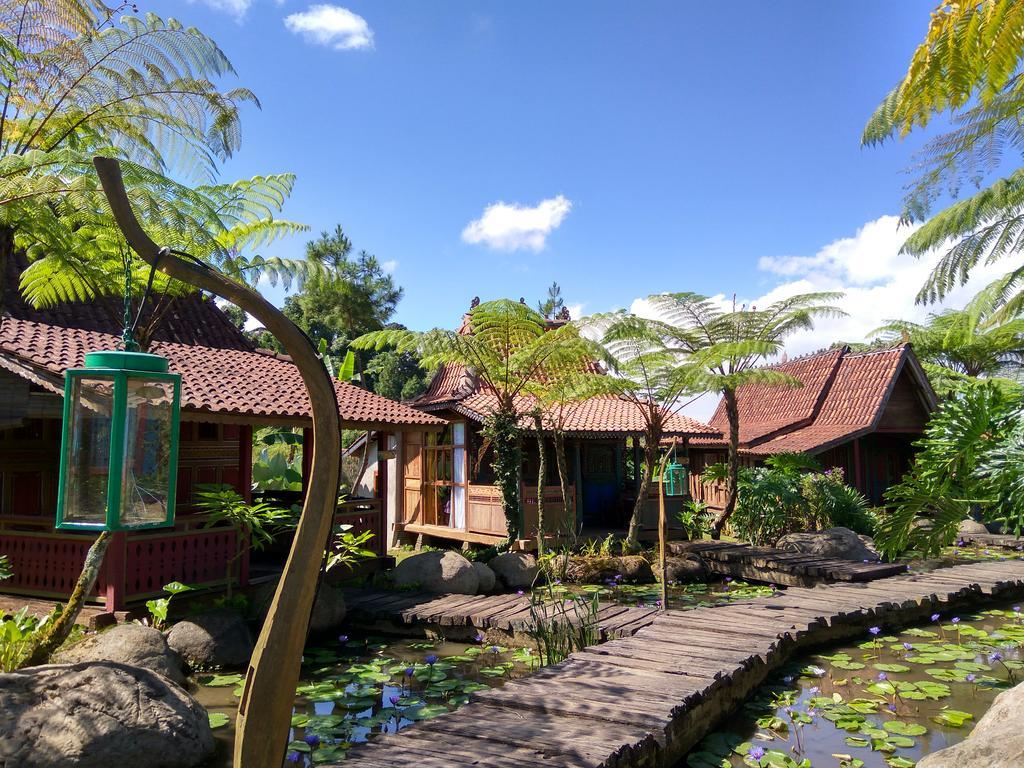 Jadul Village Resort Лембанг Екстериор снимка